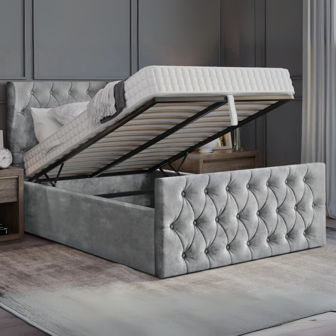 Kingsmoor Chesterfield Bed